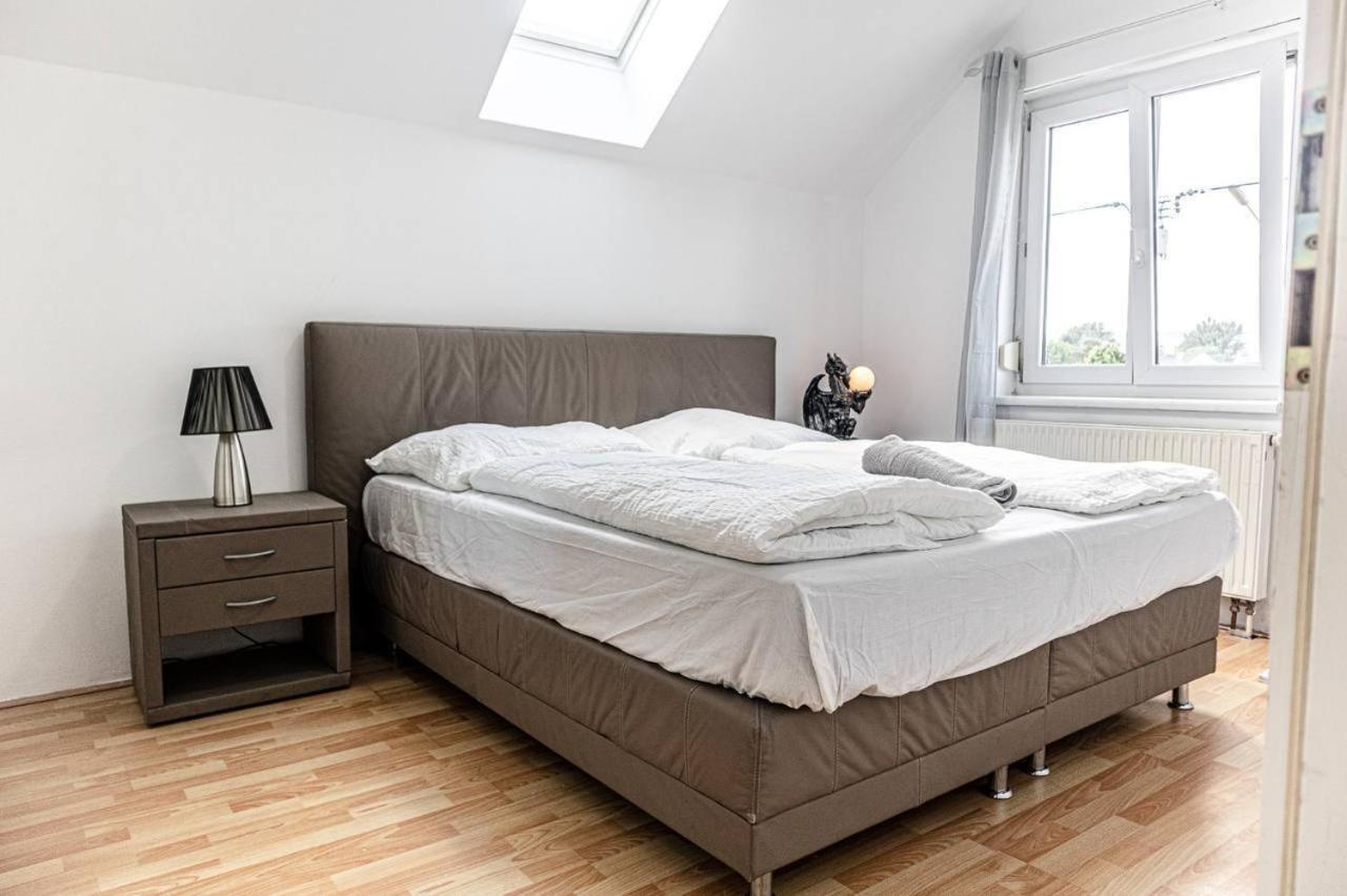 X Mar 2024 Comfortable In A Beautiful House Gd Willa *
